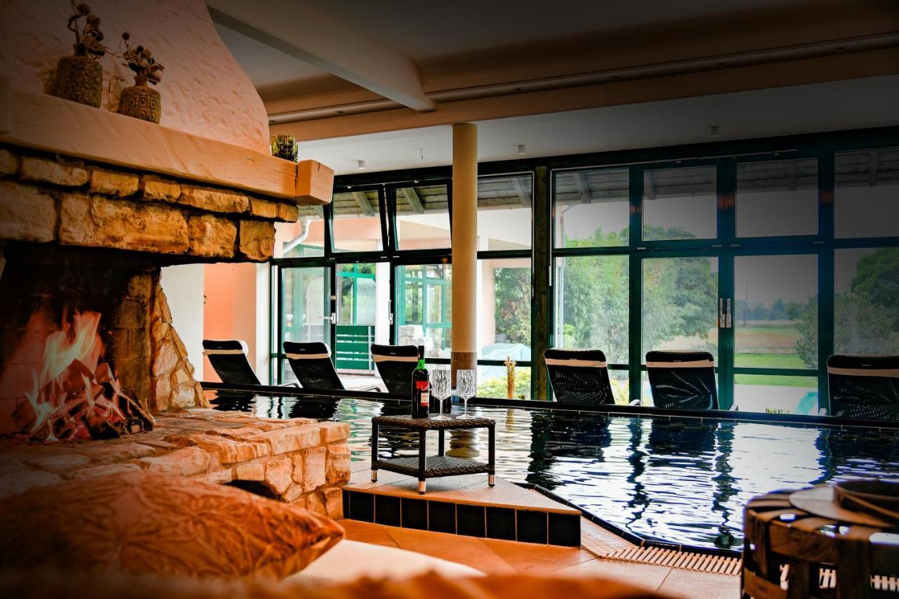 Christinenhof&Spa Wellnesshotel am Rande des Spreewalds Tauer Exterior foto