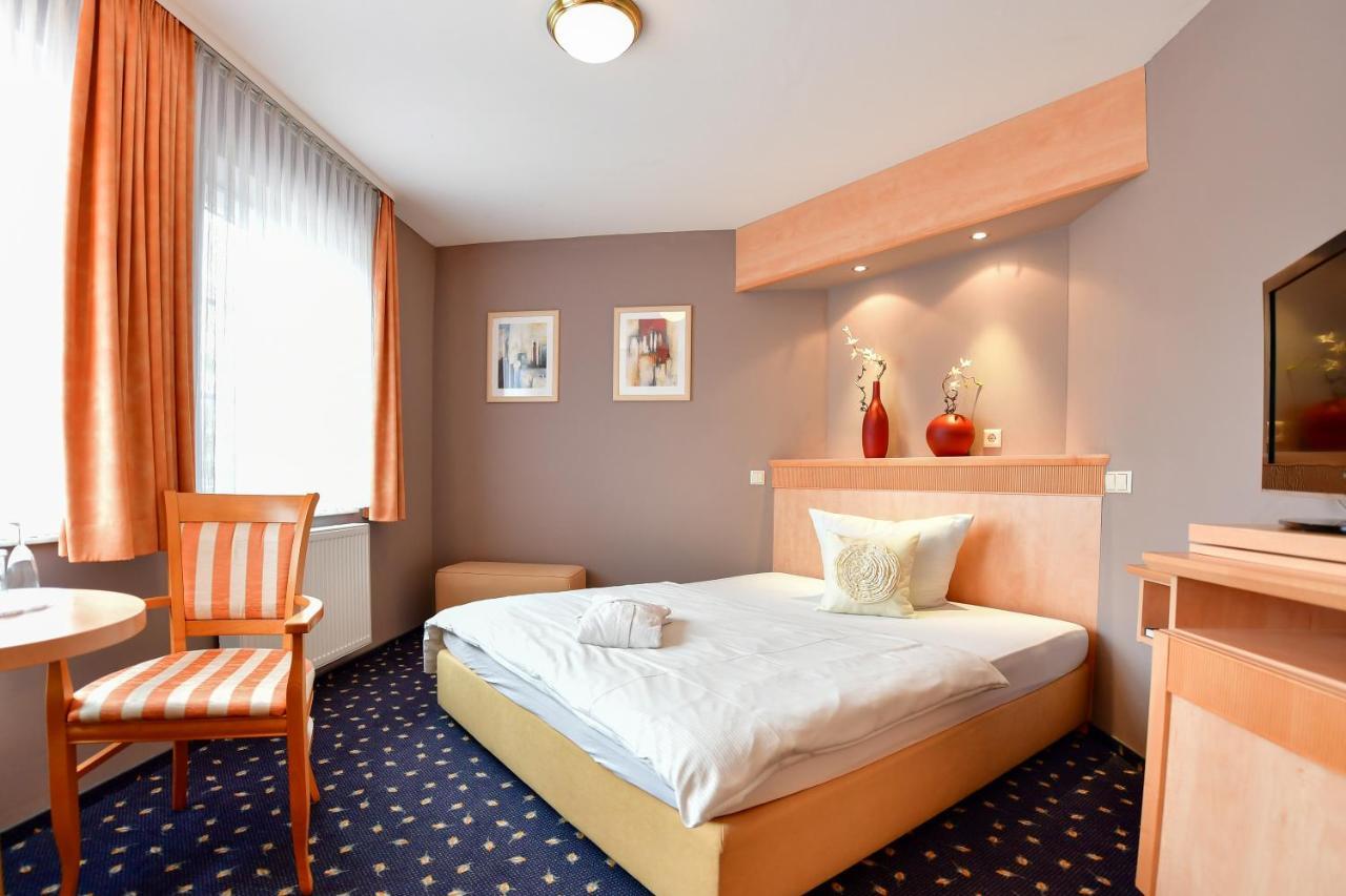 Christinenhof&Spa Wellnesshotel am Rande des Spreewalds Tauer Exterior foto