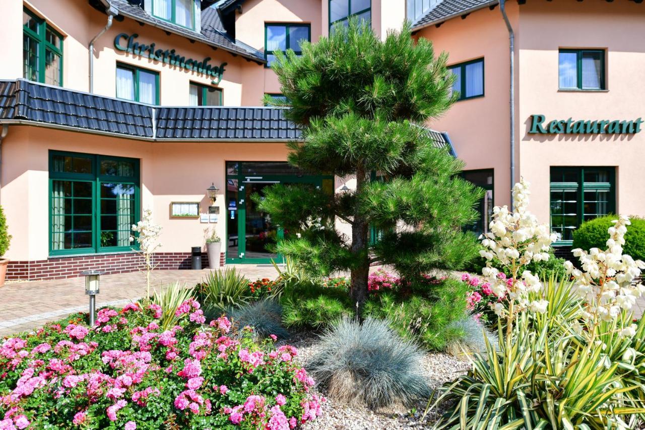 Christinenhof&Spa Wellnesshotel am Rande des Spreewalds Tauer Exterior foto